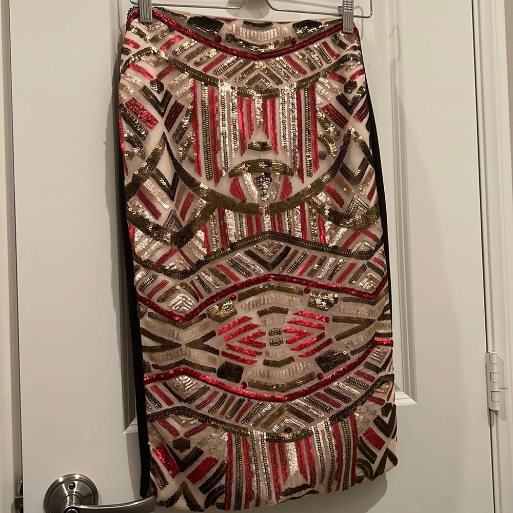 Skirt color black we different colors in from size m ..